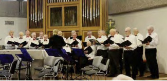 Männerchor in der Kirche Heilige Familie